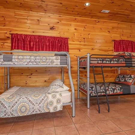 Spacious Party Hut Near Attractions McCookville Экстерьер фото