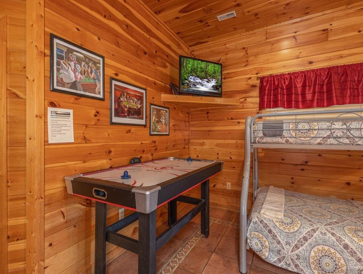 Spacious Party Hut Near Attractions McCookville Экстерьер фото